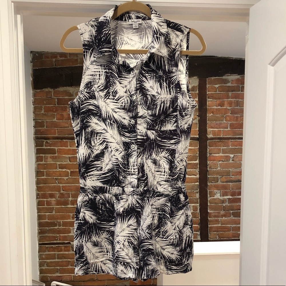 Splendid palm fronds romper, Navy, Size Small.